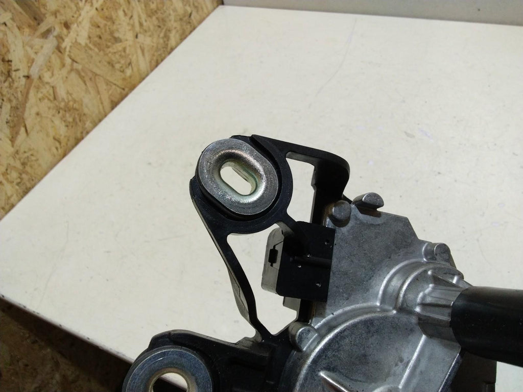 VW GOLF 1.4 REAR WIPER MOTOR #0390201800