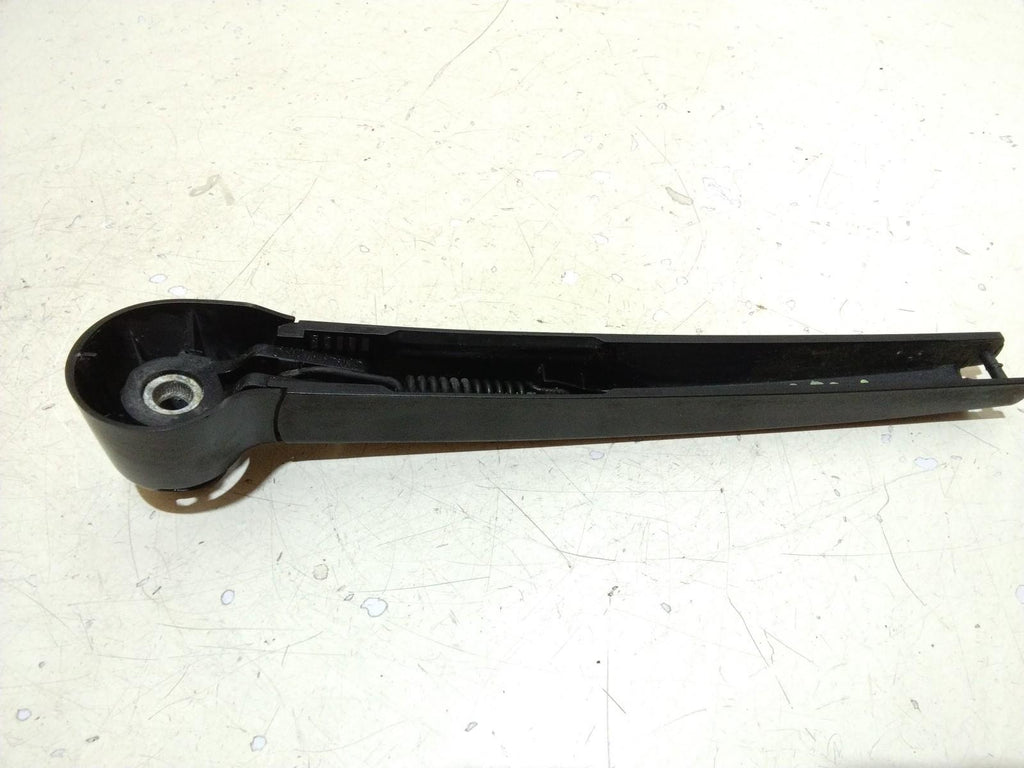 VW GOLF 1.4L REAR WIPER ARMS TRIM 606955707B.